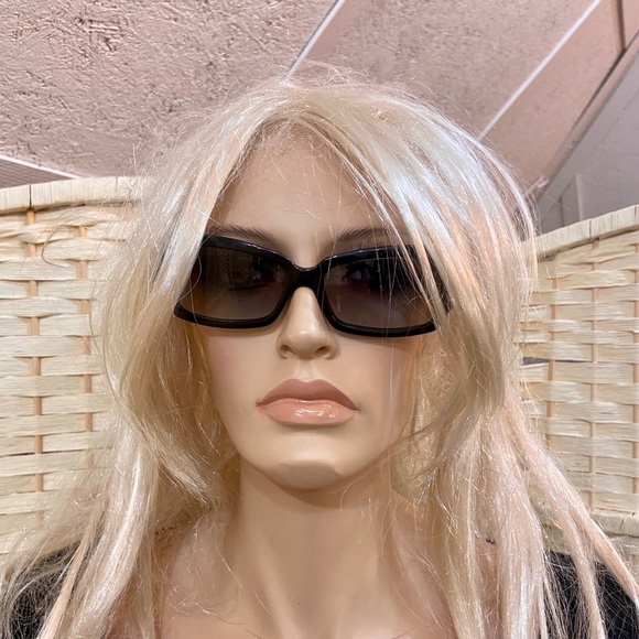 Salvatore Ferragamo Italy 2108 Sun Glasses - Picture 2 of 16